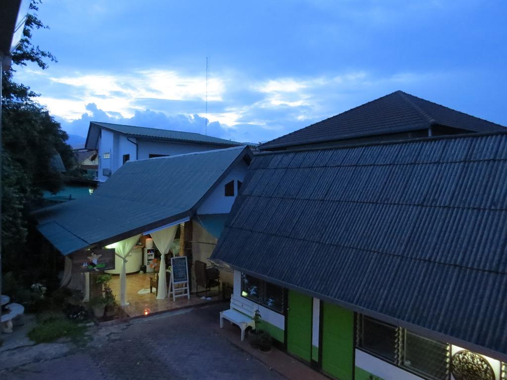 Naruncha Green House Чиангмай Екстериор снимка