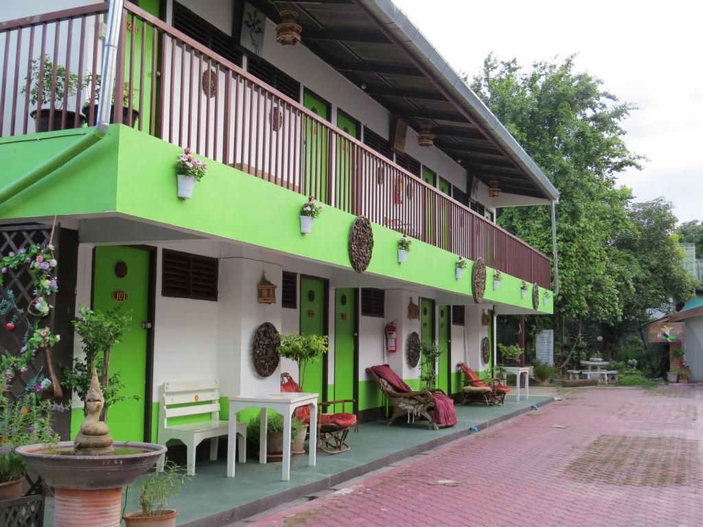 Naruncha Green House Чиангмай Екстериор снимка